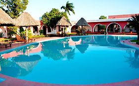 Hacienda Inn Aeropuerto