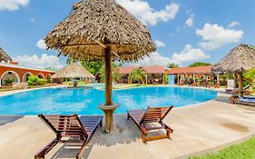 Hacienda Inn Aeropuerto